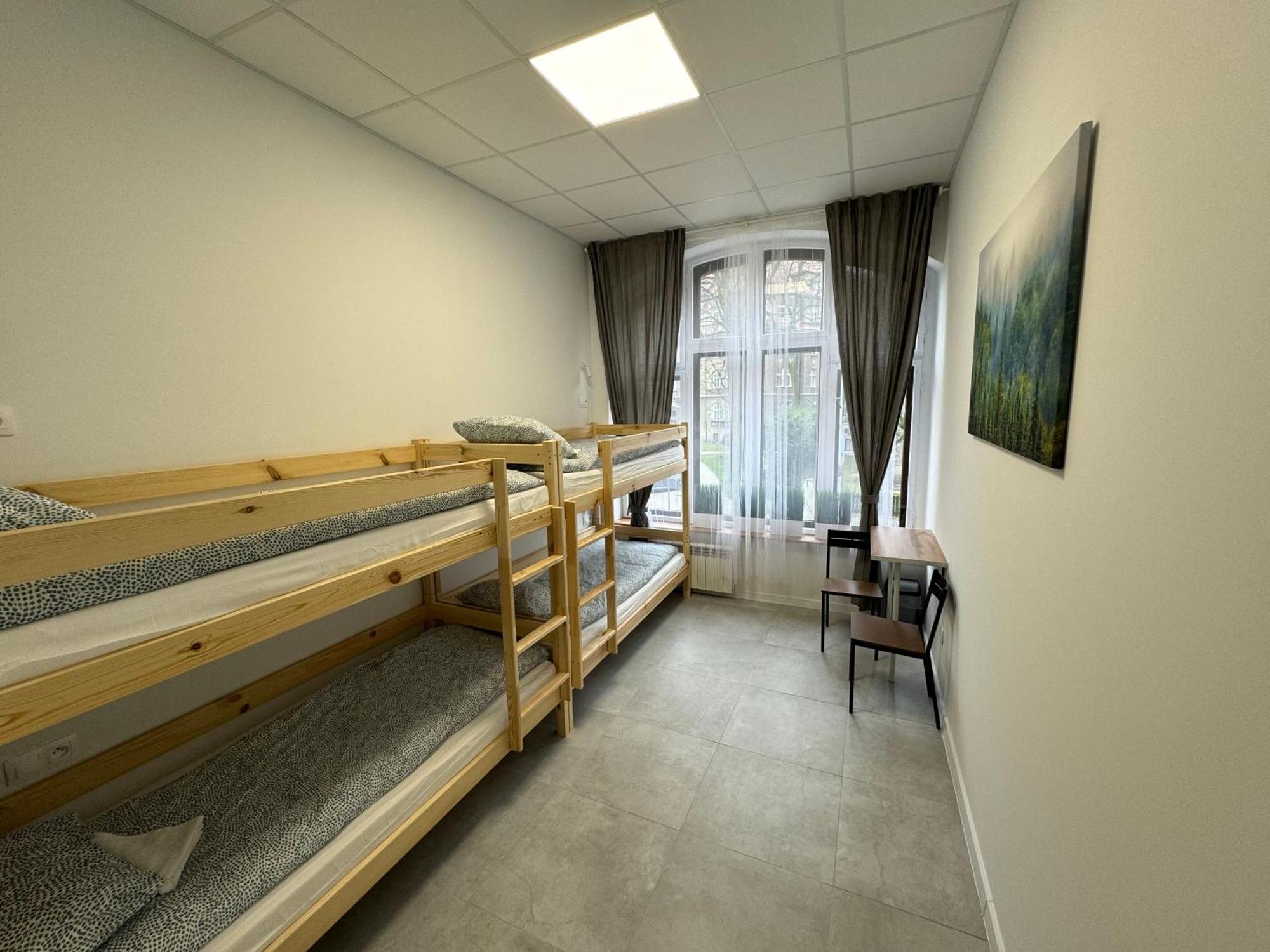 Green Hostel Katowice - 24H Parking Eksteriør bilde