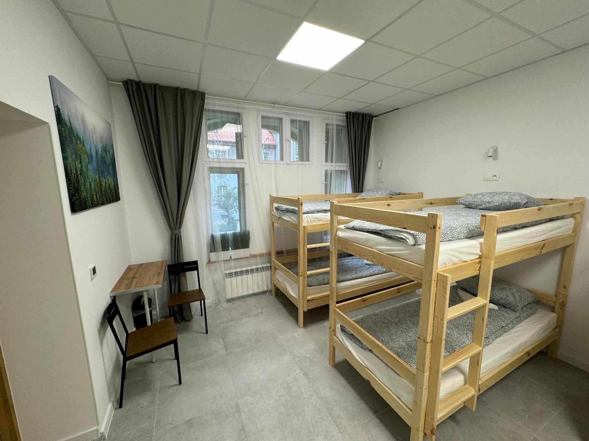 Green Hostel Katowice - 24H Parking Eksteriør bilde