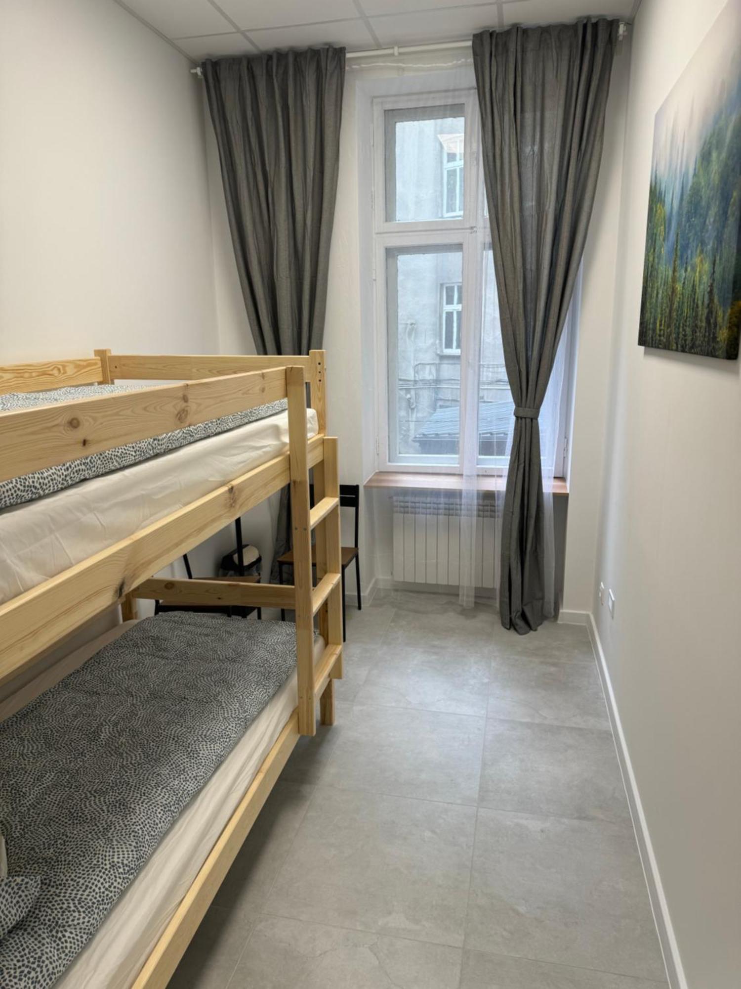 Green Hostel Katowice - 24H Parking Eksteriør bilde