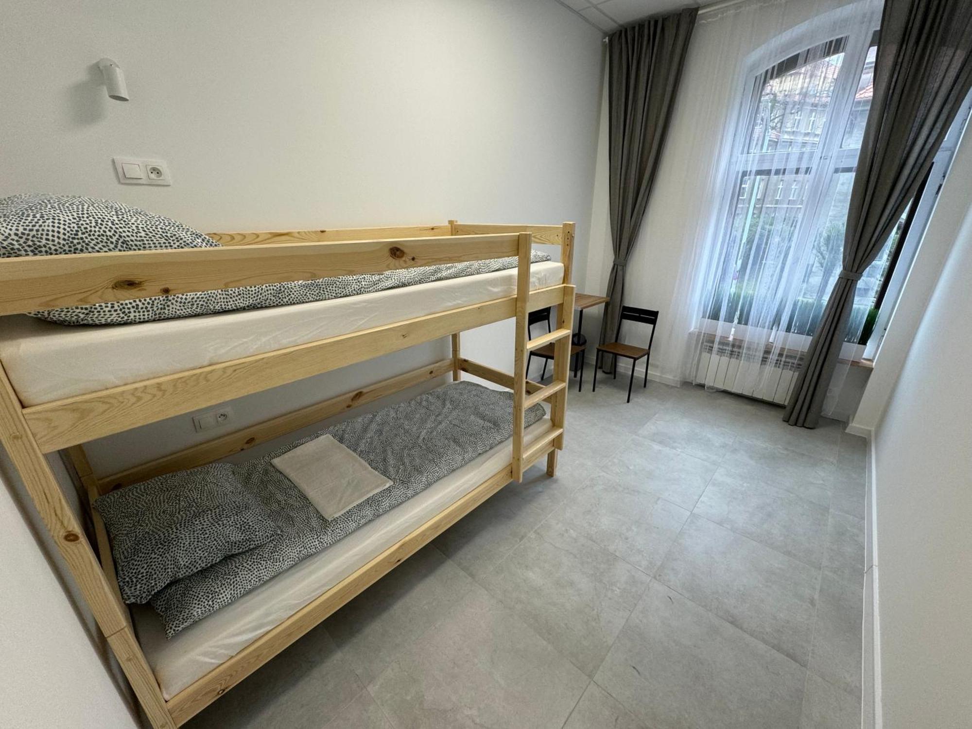 Green Hostel Katowice - 24H Parking Eksteriør bilde